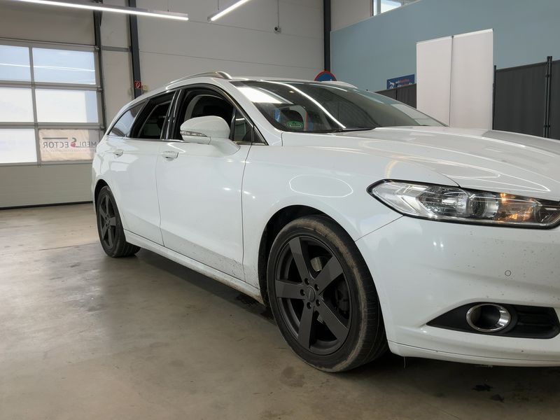 Ford Mondeo 2.0 TDCi Business Edition 2016 – снимка 12
