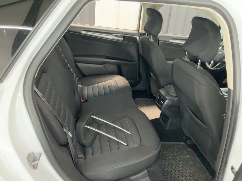 Ford Mondeo 2.0 TDCi Business Edition 2016 – снимка 20
