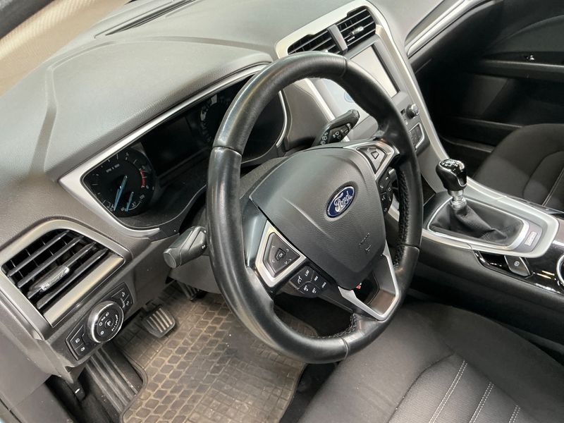 Ford Mondeo 2.0 TDCi Business Edition 2016 – снимка 29