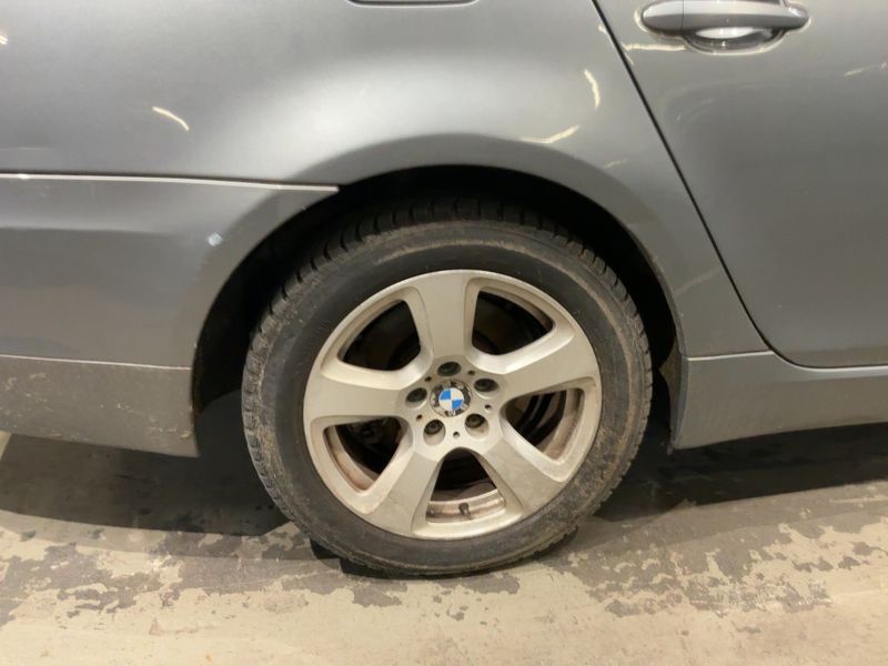 BMW 5er 525d 2009 – снимка 18