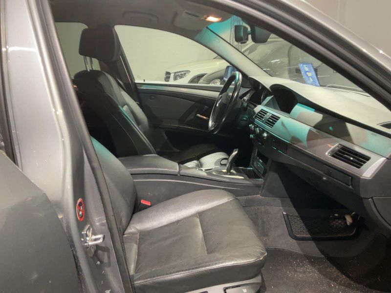 BMW 5er 525d 2009 – снимка 11