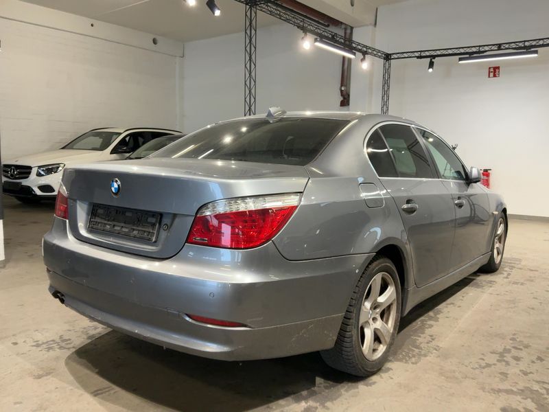 BMW 5er 525d 2009 – снимка 6