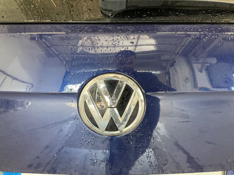 Volkswagen Touran 2.0 TDI Comfortline BlueMotion Tech 2017 – снимка 36