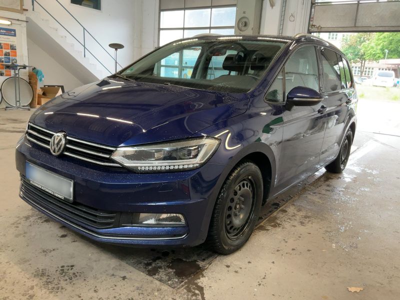 Volkswagen Touran 2.0 TDI Comfortline BlueMotion Tech 2017 – снимка 1