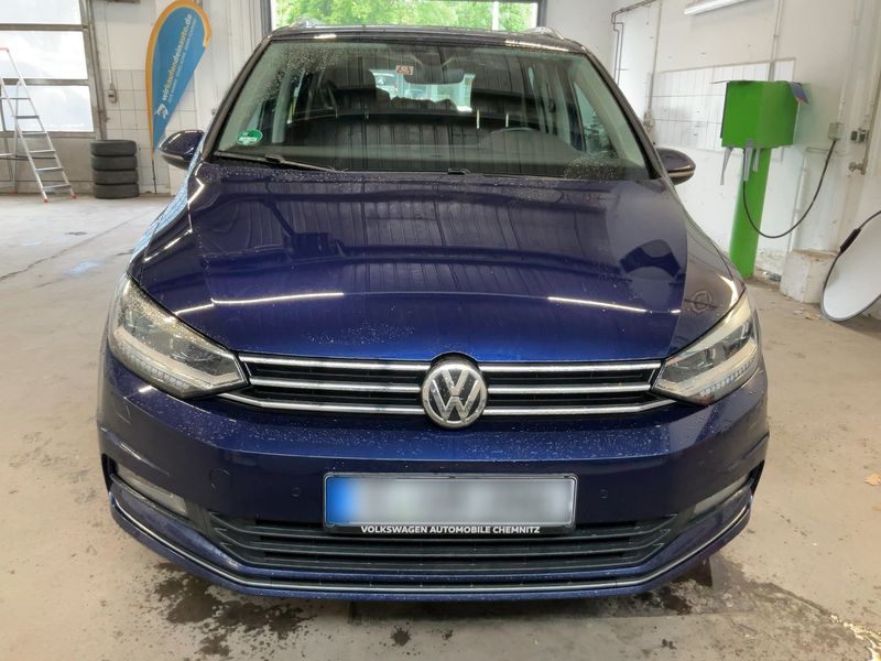 Volkswagen Touran 2.0 TDI Comfortline BlueMotion Tech 2017 – снимка 14