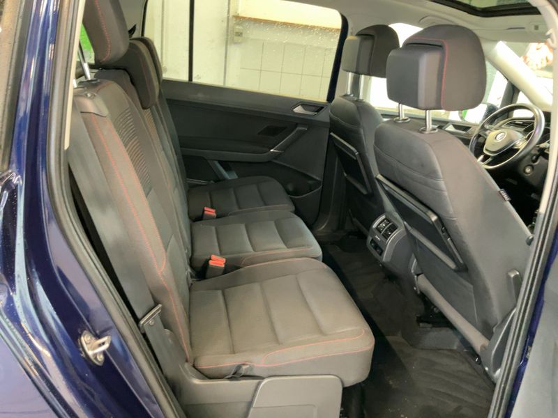Volkswagen Touran 2.0 TDI Comfortline BlueMotion Tech 2017 – снимка 20