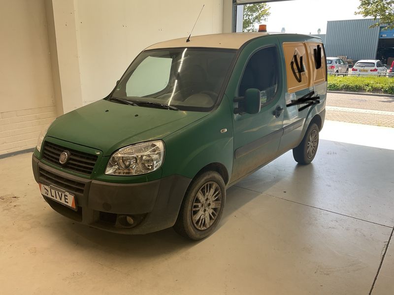 Fiat Doblo 1.3 JTD DPF SX Kasten 2010 – снимка 1
