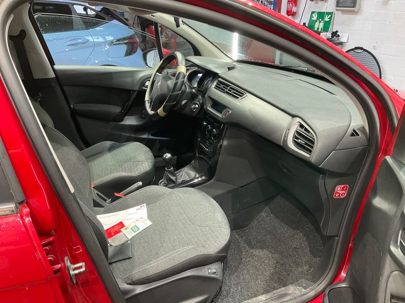 Citroen C3 1.2 e-VTi Selection 2015 – снимка 3