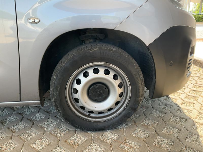 Citroen Berlingo 1.5 Blue-HDi Club M 2023 – снимка 11