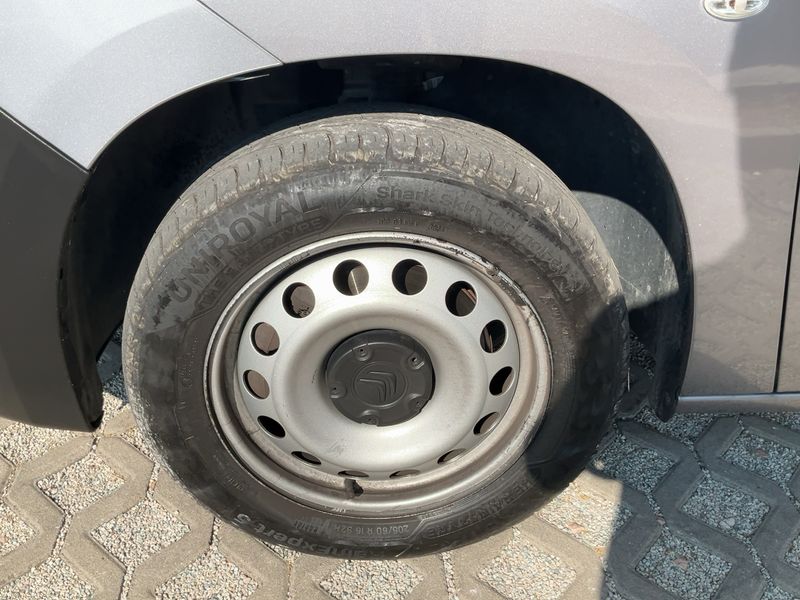 Citroen Berlingo 1.5 Blue-HDi Club M 2023 – снимка 3