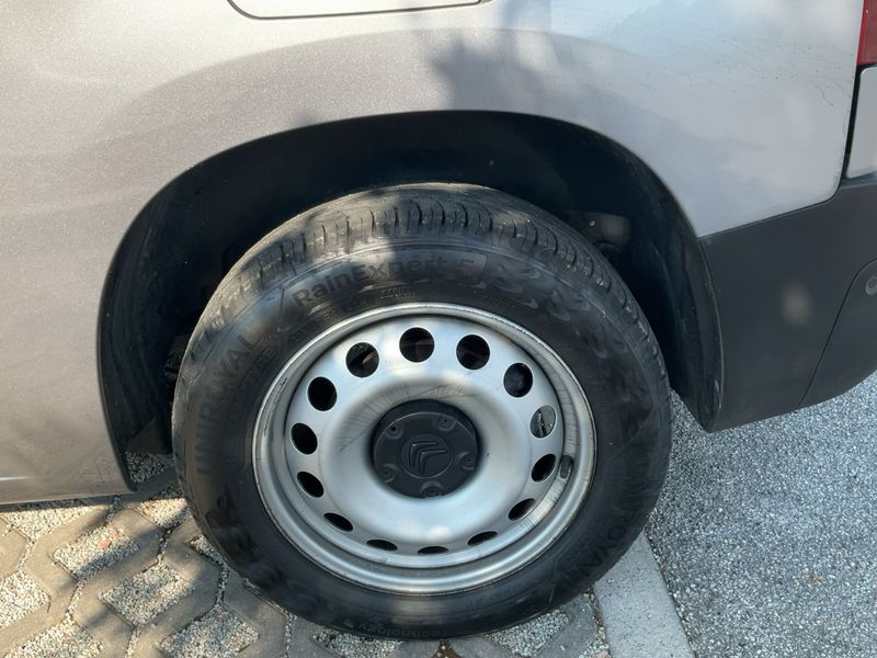 Citroen Berlingo 1.5 Blue-HDi Club M 2023 – снимка 5