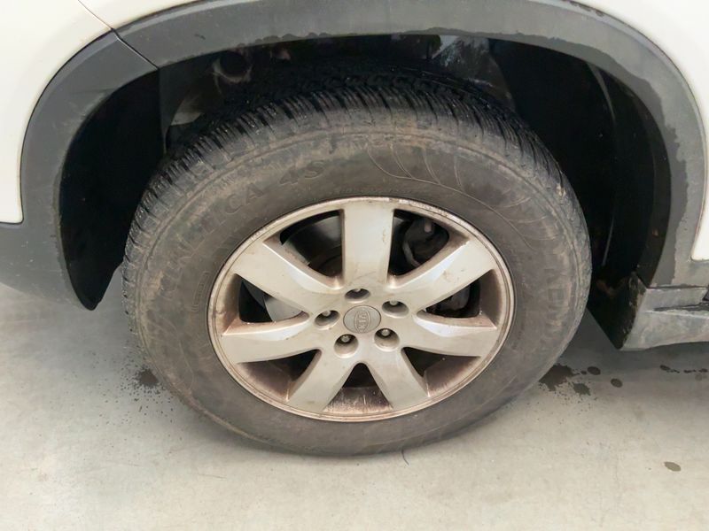 Kia Sorento 2.2 CRDi Attract 4WD 2011 – снимка 3