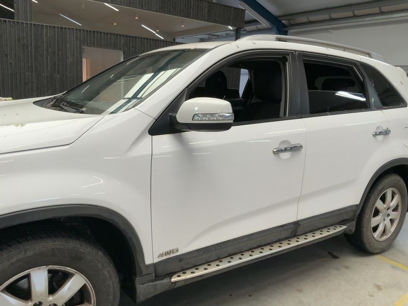 Kia Sorento 2.2 CRDi Attract 4WD 2011 – снимка 4