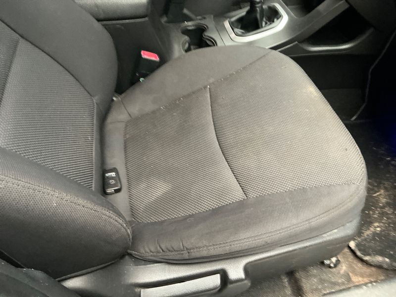 Kia Sorento 2.2 CRDi Attract 4WD 2011 – снимка 26