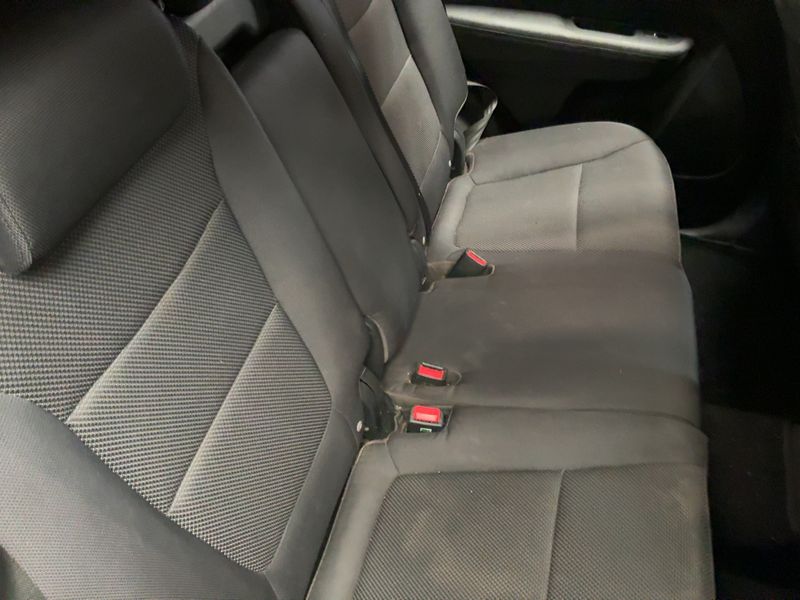 Kia Sorento 2.2 CRDi Attract 4WD 2011 – снимка 19