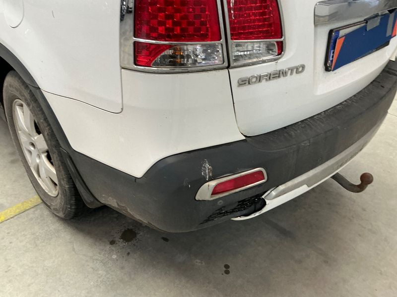 Kia Sorento 2.2 CRDi Attract 4WD 2011 – снимка 29