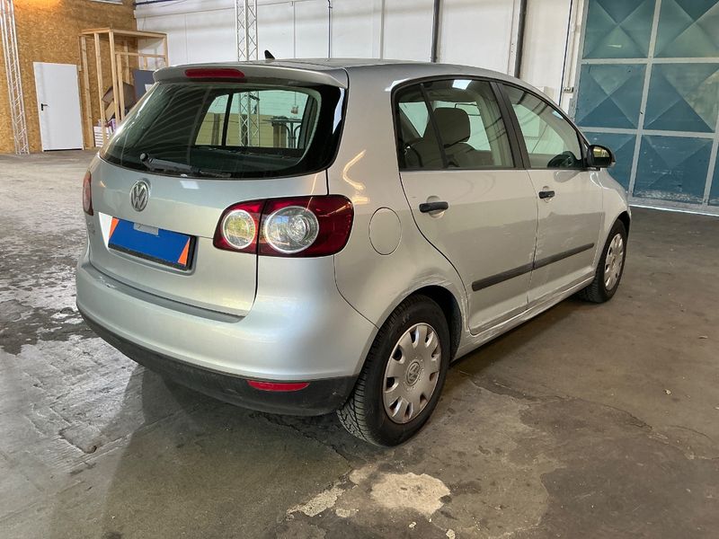 Volkswagen Golf V Plus 1.6 Trendline 2007 – снимка 2