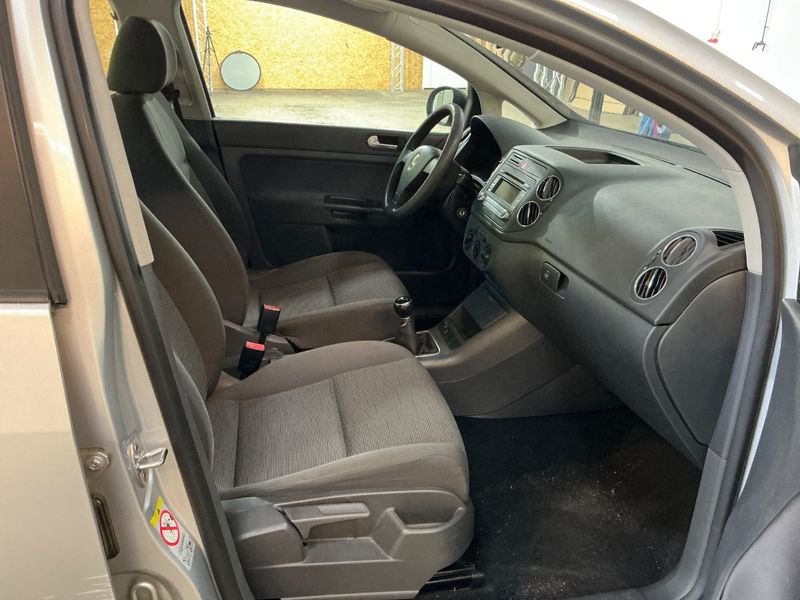 Volkswagen Golf V Plus 1.6 Trendline 2007 – снимка 3