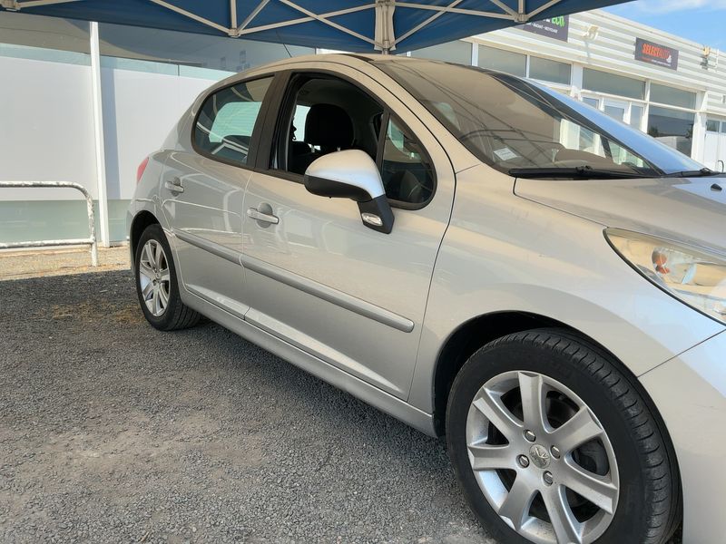 Peugeot 207 1.6 Exclusive 2007 – снимка 12