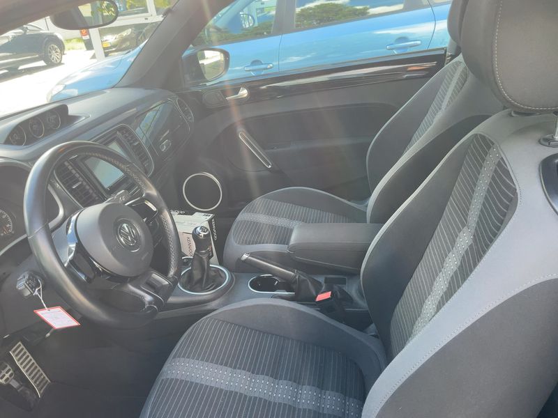 Volkswagen Beetle 2.0 TSI Sport 2013 – снимка 16