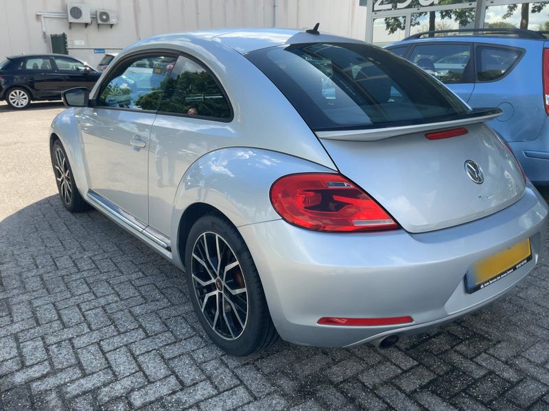 Volkswagen Beetle 2.0 TSI Sport 2013 – снимка 6