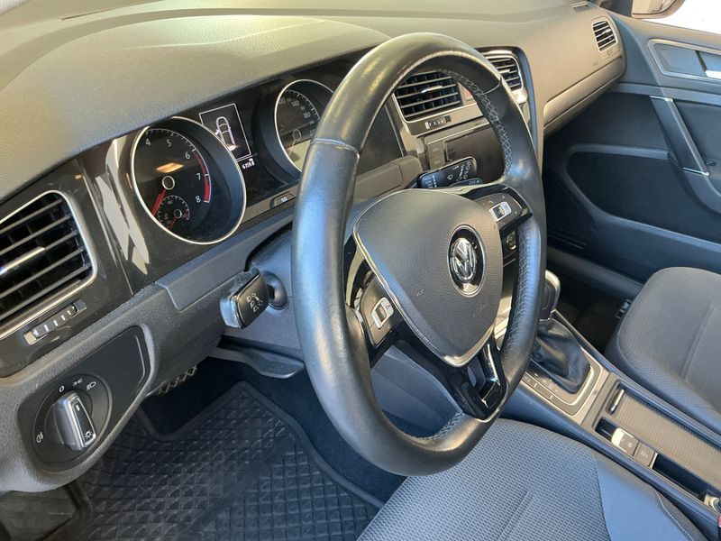 Volkswagen Golf VII 1.5 TSI ACT Comfortline BlueMotion Tech 2017 – снимка 26