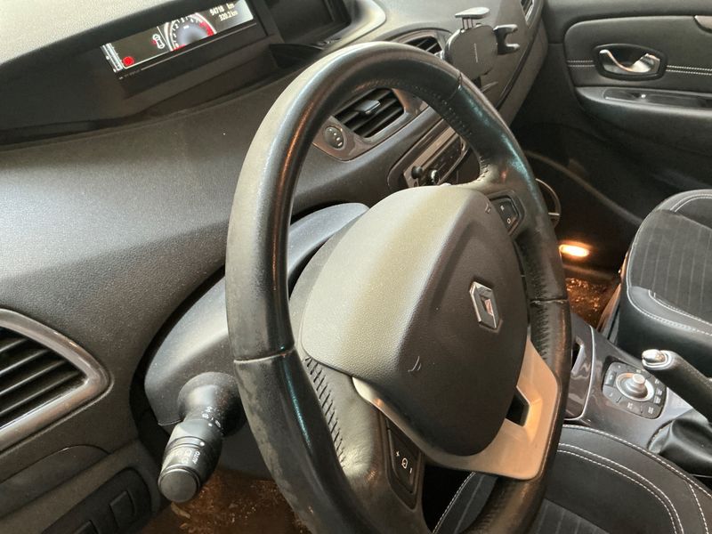 Renault Scenic 1.5 dCi Xmod Bose 2013 – снимка 23