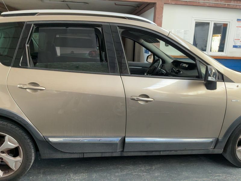 Renault Scenic 1.5 dCi Xmod Bose 2013 – снимка 10