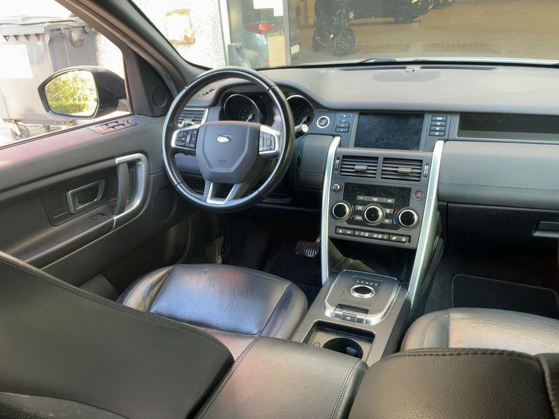 Land Rover Discovery Sport 2.0 Td4 SE AWD 2019 – снимка 17