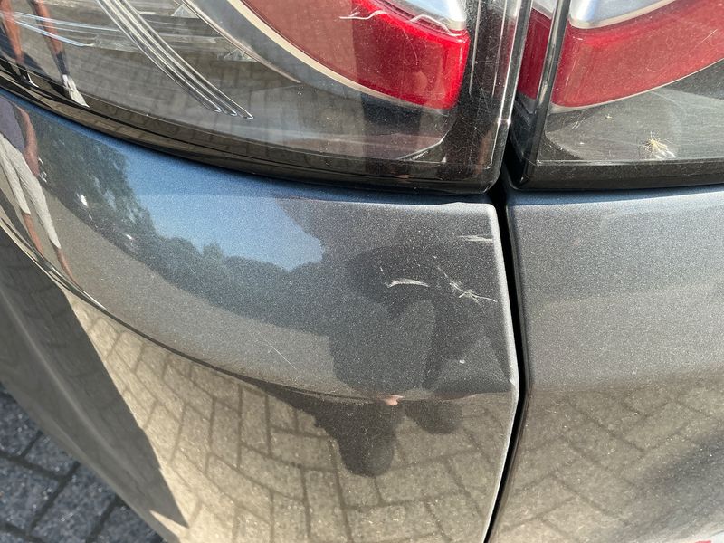 Land Rover Discovery Sport 2.0 Td4 SE AWD 2019 – снимка 37