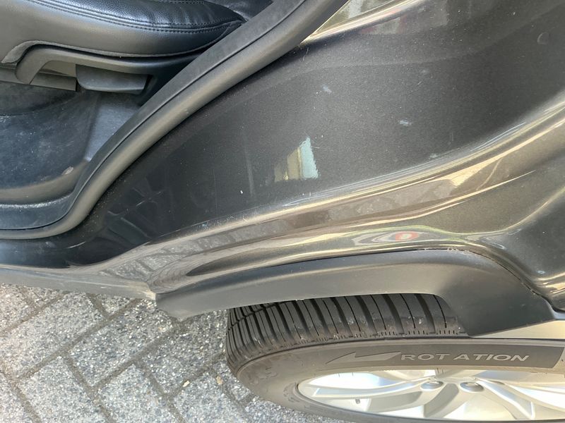 Land Rover Discovery Sport 2.0 Td4 SE AWD 2019 – снимка 31