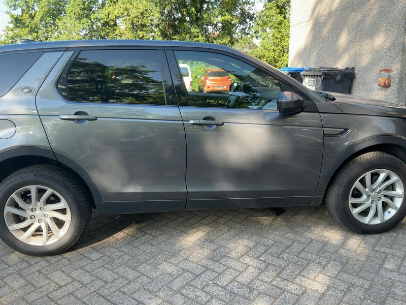 Land Rover Discovery Sport 2.0 Td4 SE AWD 2019 – снимка 10