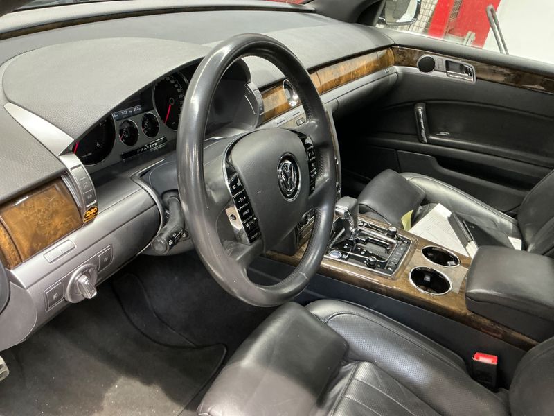 Volkswagen Phaeton 3.0 V6 TDI 4Motion 2014 – снимка 29