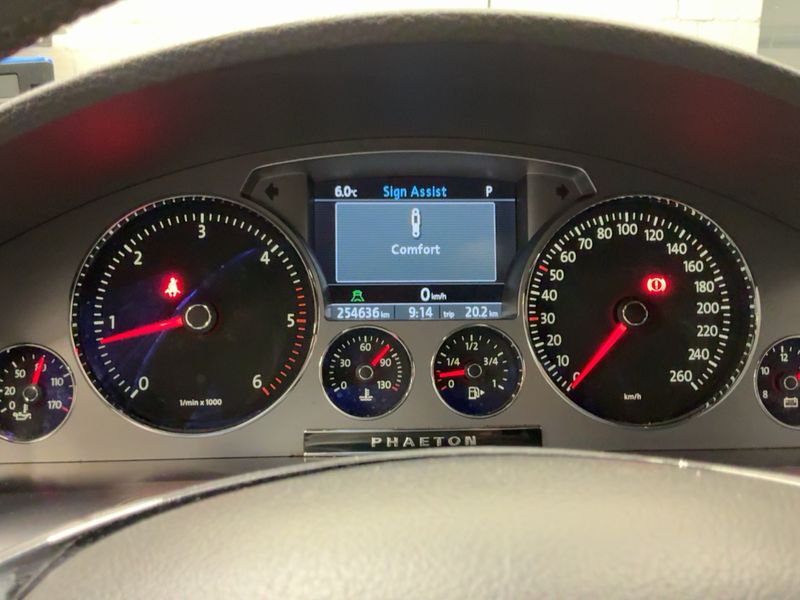 Volkswagen Phaeton 3.0 V6 TDI 4Motion 2014 – снимка 18