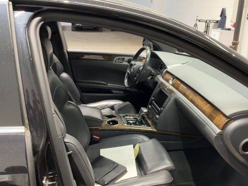 Volkswagen Phaeton 3.0 V6 TDI 4Motion 2014 – снимка 16