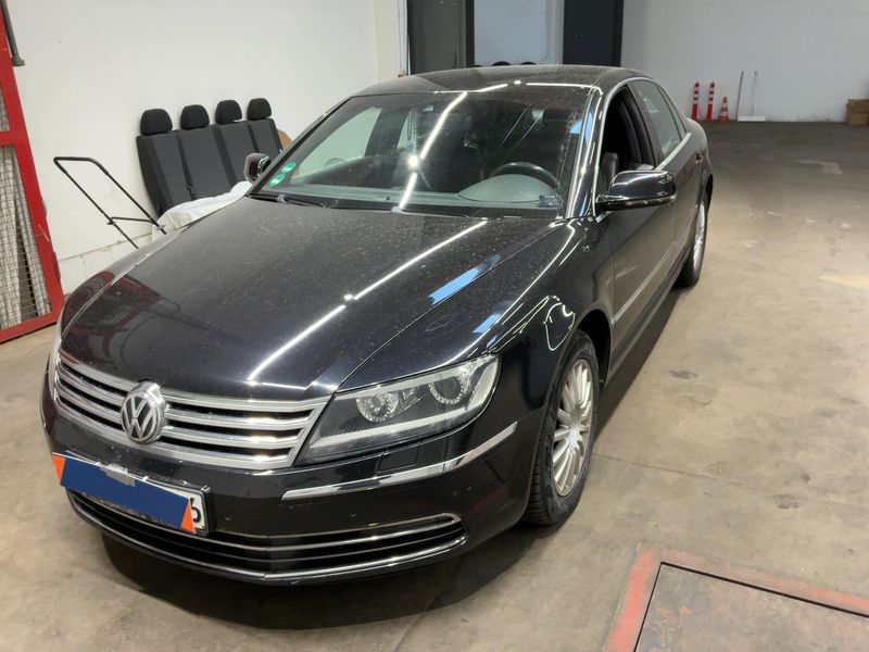 Volkswagen Phaeton 3.0 V6 TDI 4Motion 2014 – снимка 1