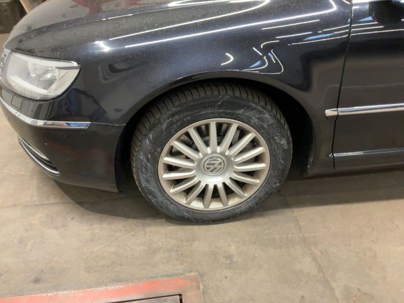 Volkswagen Phaeton 3.0 V6 TDI 4Motion 2014 – снимка 3