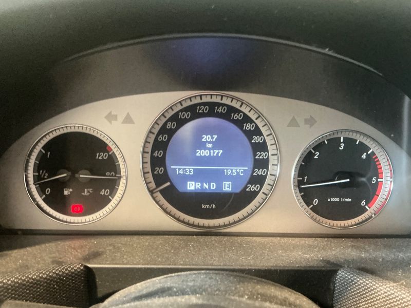 Mercedes-Benz GLK-Klasse GLK 220 CDI 4Matic BlueEfficiency 2011 – снимка 18