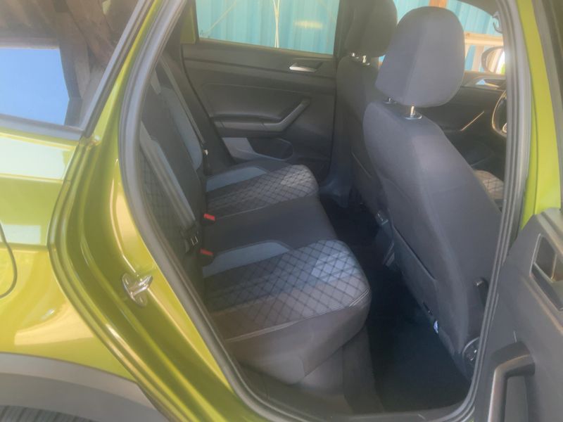 Volkswagen Taigo 1.0 TSI R-Line 2023 – снимка 19
