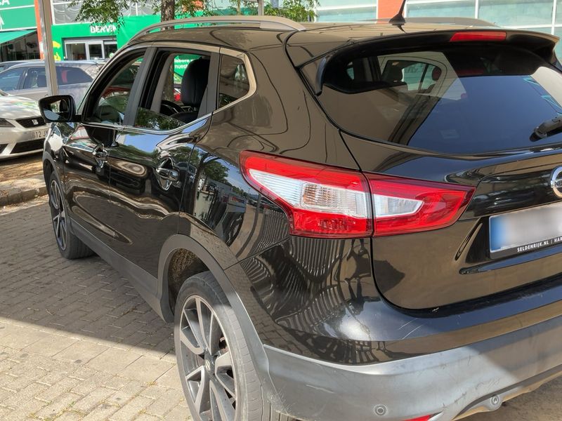 Nissan Qashqai 1.6 dCi Tekna 2016 – снимка 6