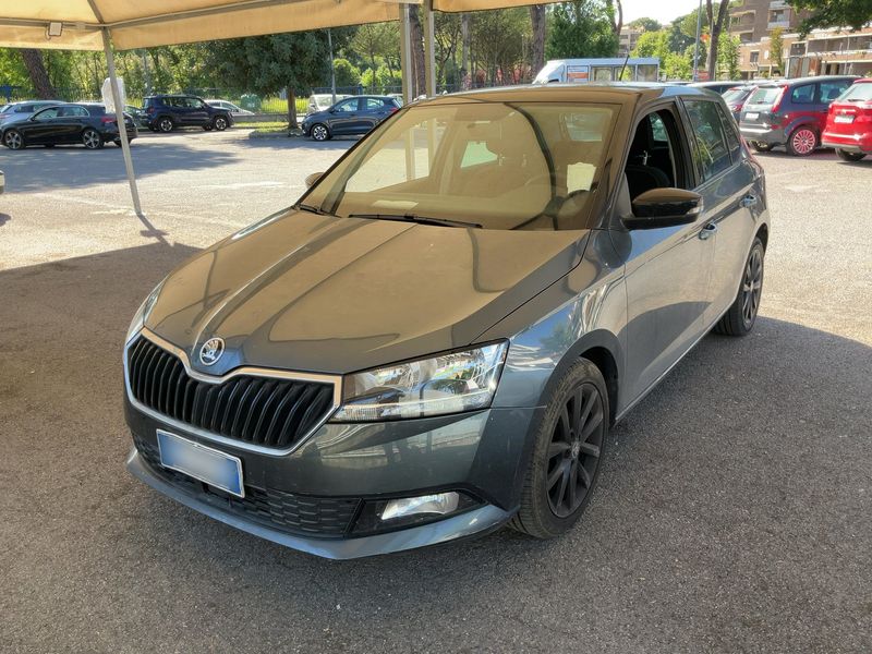 Skoda Fabia 1.0 TSI Ambition 2021 – снимка 1