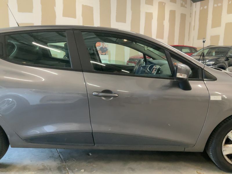 Renault Clio 1.5 dCi Air MediaNav 2014 – снимка 10