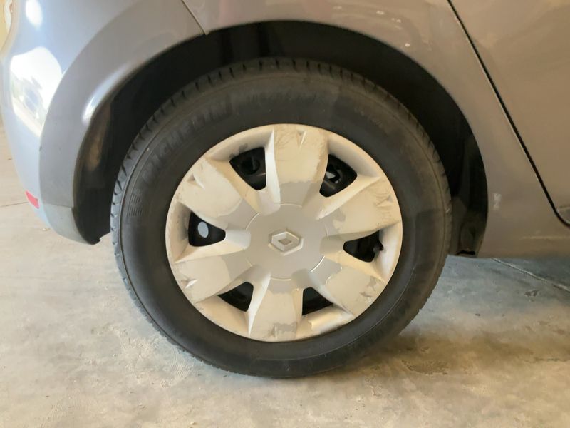 Renault Clio 1.5 dCi Air MediaNav 2014 – снимка 9