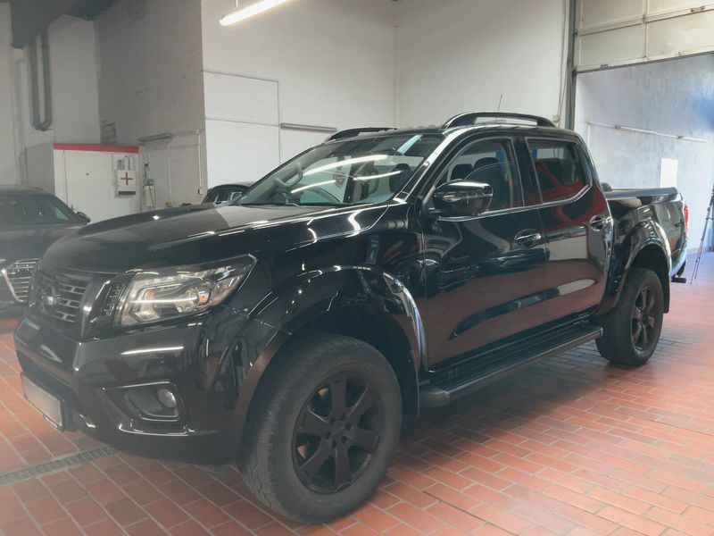 Nissan Navara NP-300 2.3 dCi N-Guard Double Cab 4x4 2019 – снимка 2