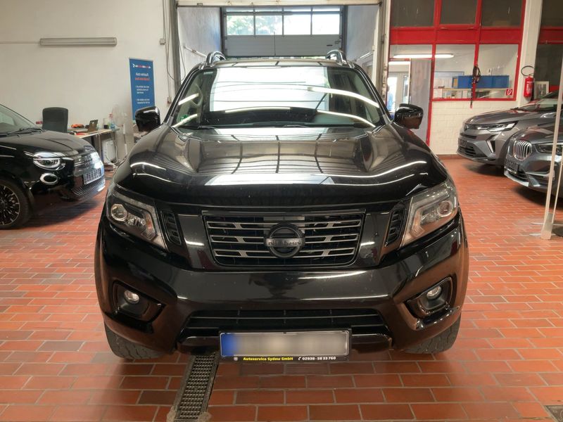 Nissan Navara NP-300 2.3 dCi N-Guard Double Cab 4x4 2019 – снимка 14