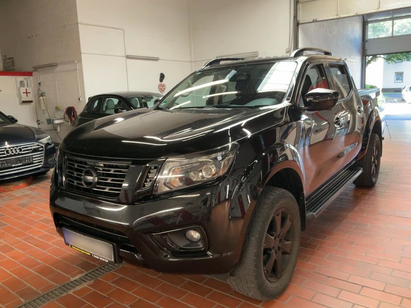 Nissan Navara NP-300 2.3 dCi N-Guard Double Cab 4x4 2019 – снимка 1