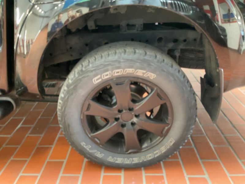 Nissan Navara NP-300 2.3 dCi N-Guard Double Cab 4x4 2019 – снимка 5