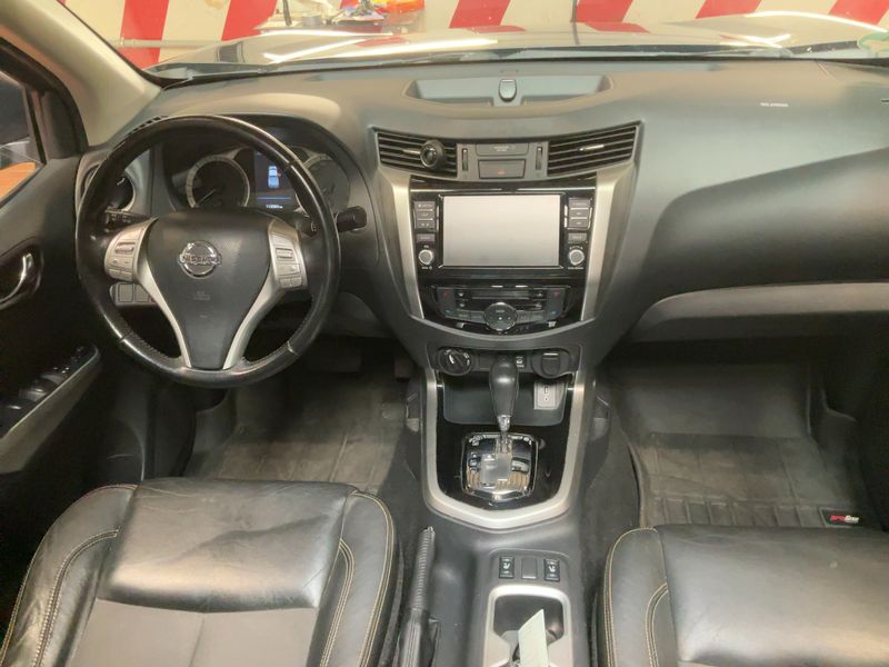 Nissan Navara NP-300 2.3 dCi N-Guard Double Cab 4x4 2019 – снимка 17