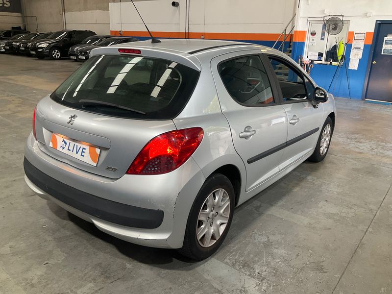 Peugeot 207 1.6 HDi X Line 2007 – снимка 2