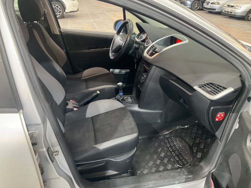 Peugeot 207 1.6 HDi X Line 2007 – снимка 3